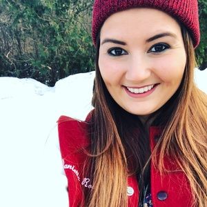 Meet your Posher, Daniella